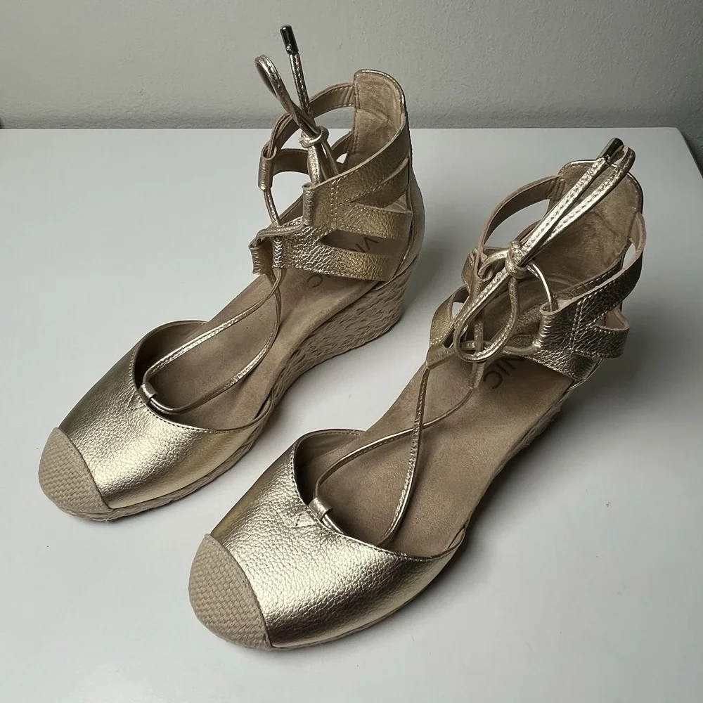 Vionic Women's Metallic Gold Calypso Espadrille Sandals Wedges Sz 7 Strappy Jute